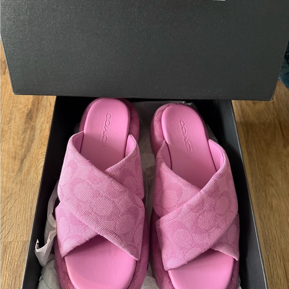 Coach Women's Vibrant Pink Sandals - Picture 10 of 11